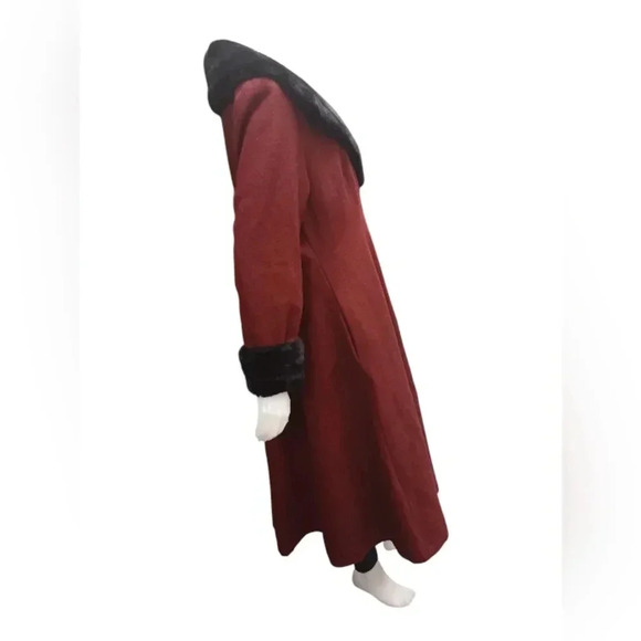 💥 HOST PICK💥 Le Château EUC Vintage Wool Blend Cranberry Wine  Coat Size Large - Picture 2 of 12